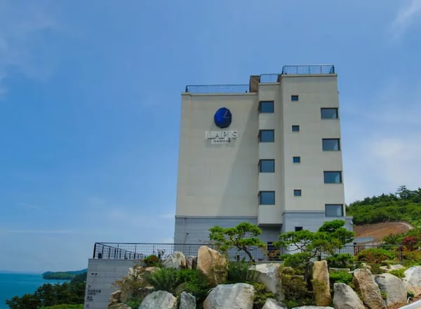 남해 라피스 호텔 (3성급 또는 동급)