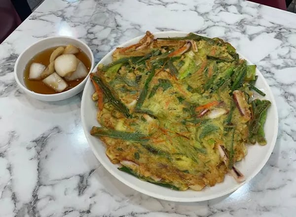 창신육회2호점 | 광장시장의 한식