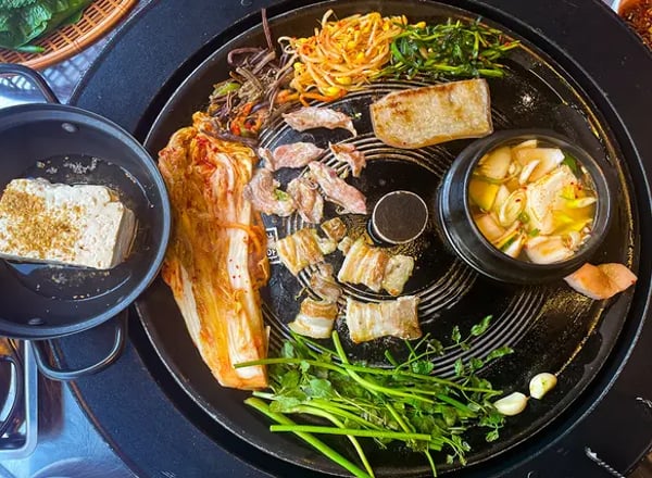 천하제일돌뚜껑 | 명동 K-BBQ - Thumbnail