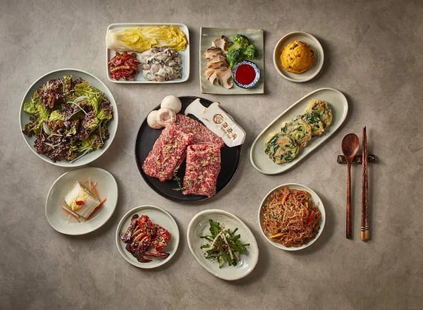 청담동화천청담점에서 정통 한우갈비를 맛보세요