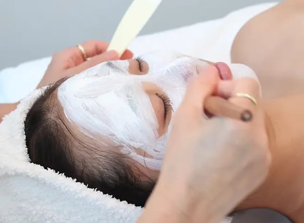홍대 신지윤 스킨케어 클리닉 | 홍대피부과의원