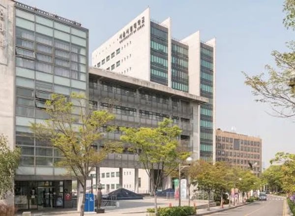 서울시립대학교
