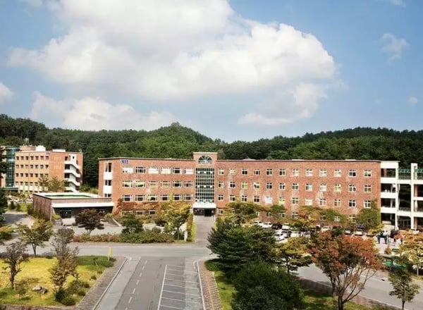 study/truong-gangneung-yeongdong-1.webp