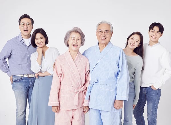 2인 기준 | 오전 도착 | K-뷰티 피부 관리 + 남이섬 일일 투어 & 서울 여유 여행 (4박 5일) 세미 패키지